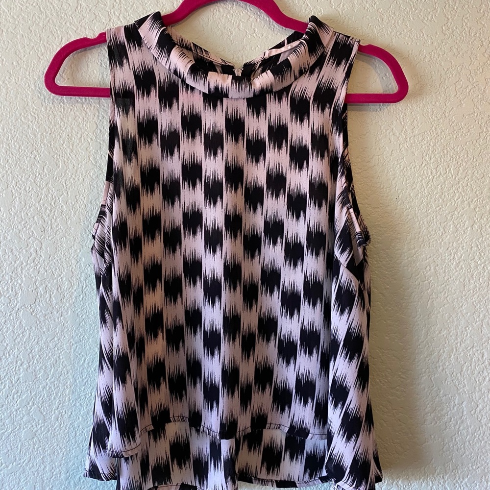 Black and White top
